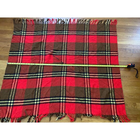 Vintage 1970s Red Plaid Poncho / Stadium Blanket, Zipper Neck, Wearable Blanket - Picture 10 of 10